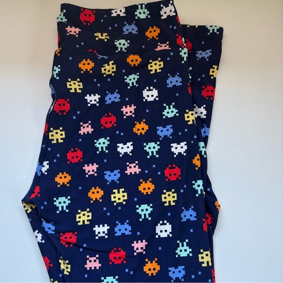 Lularoe Space Invaders Inspired Leggings - Picture 1 of 1
